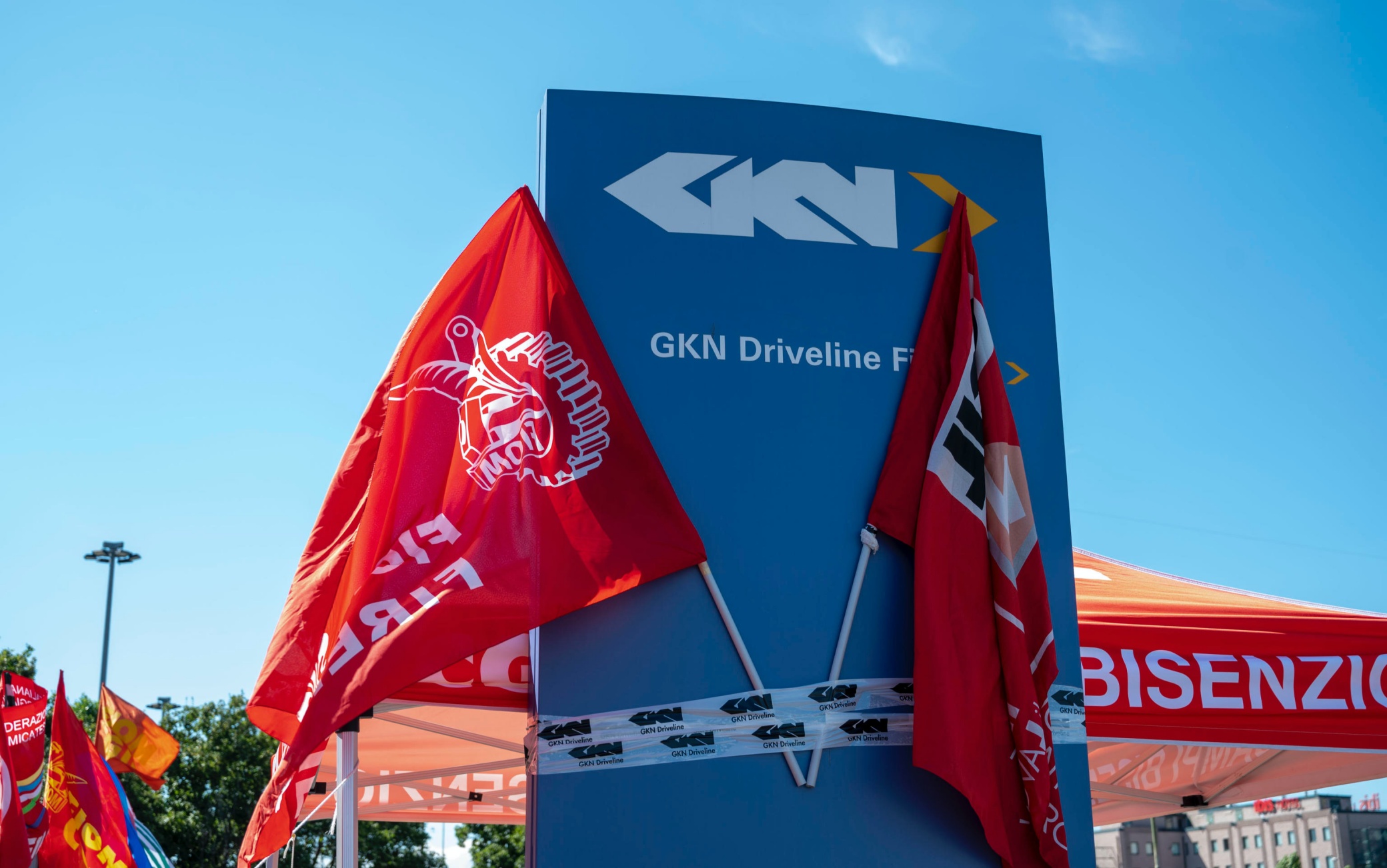 What do Gkn's layoffs in Tuscany hide?