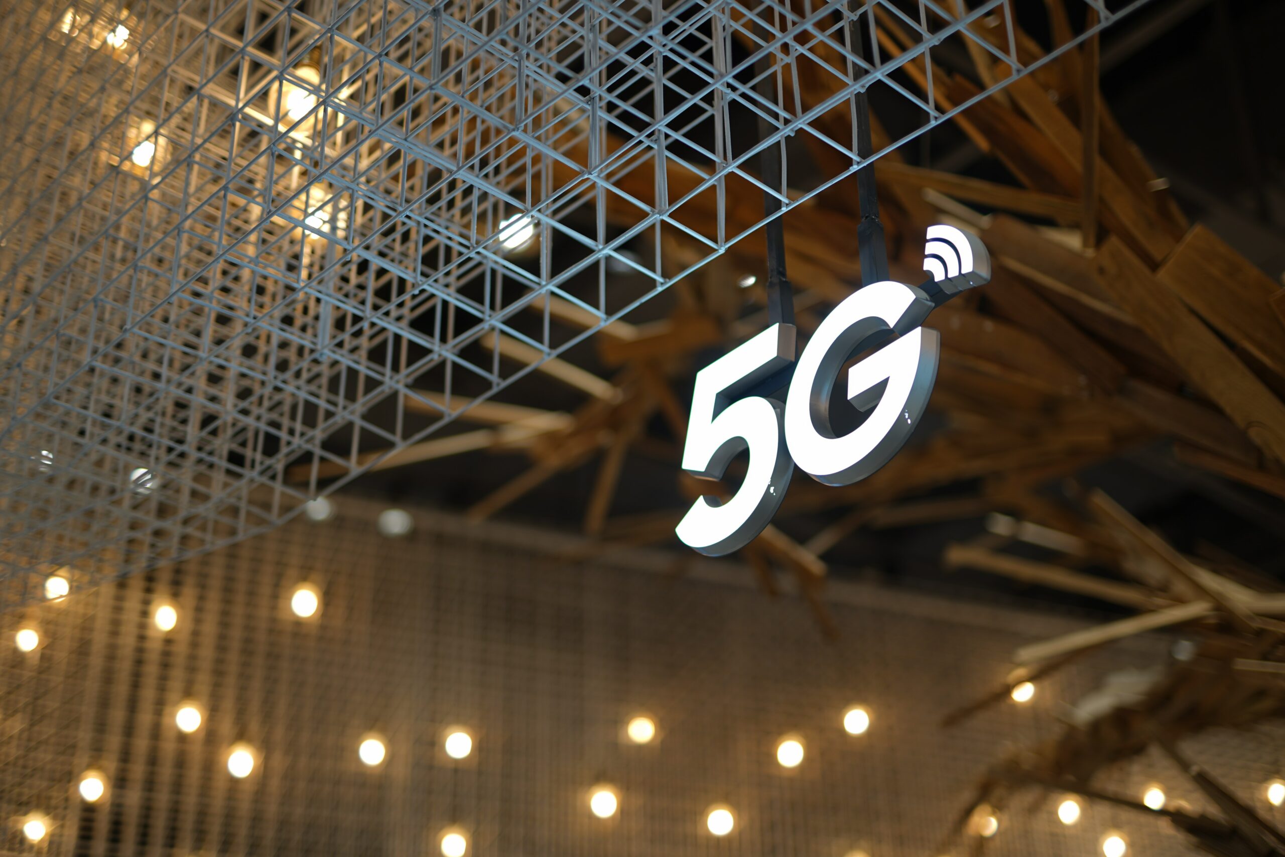 5G, here's how Tim, Vodafone and others cash in on Google, Apple, Meta and Amazon