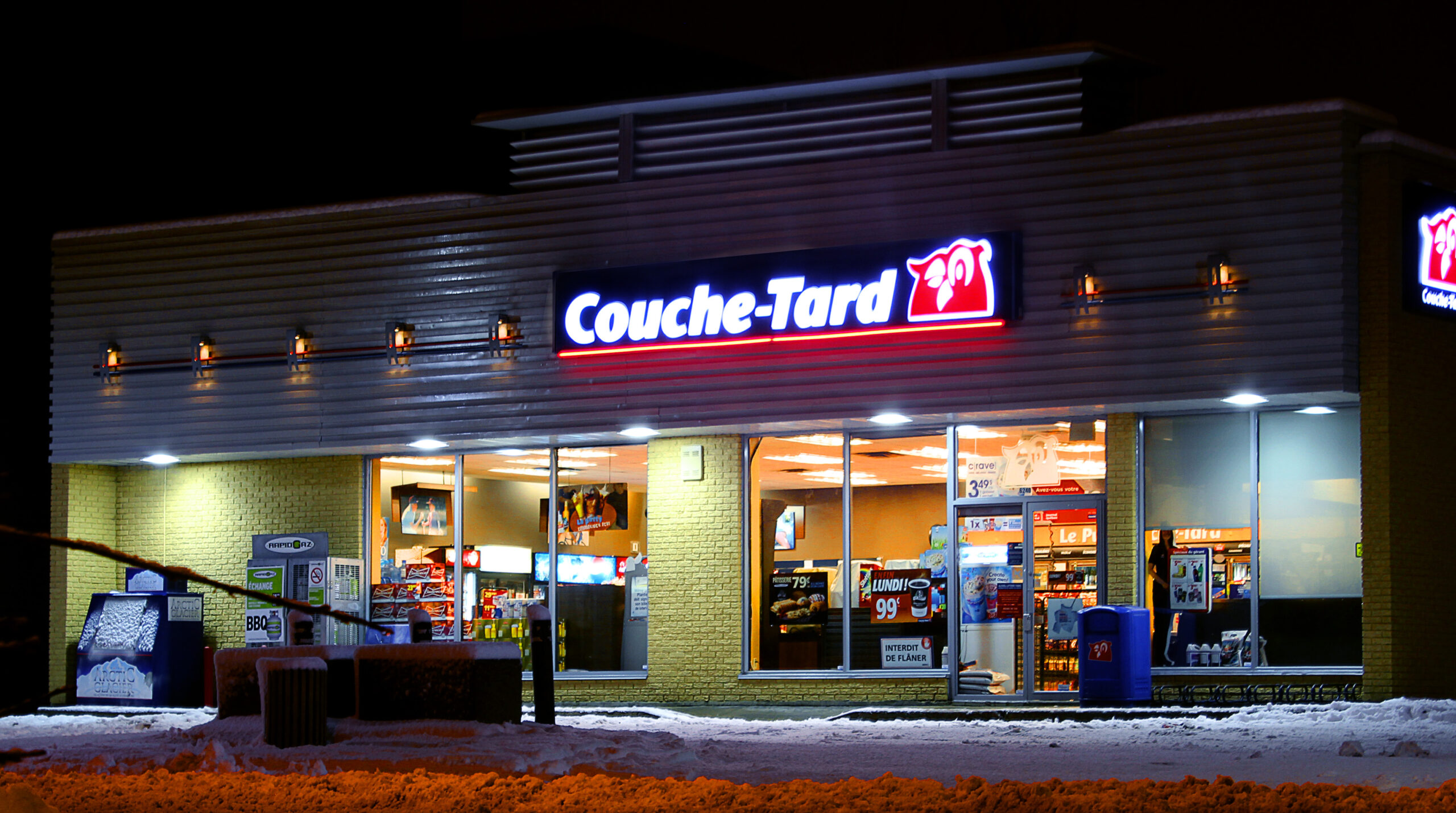 Couche-Tard Carrefour