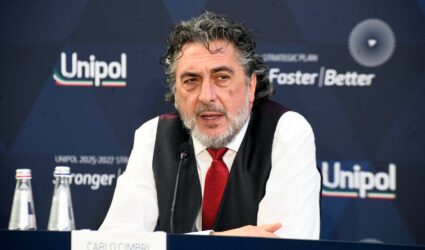 Le capriole governative di Unipol, Unicredit e Foglio su Mediobanca