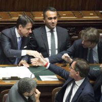 Vi racconto i rapporti dalle stelle alle stalle fra Conte, Di Maio e Di Battista