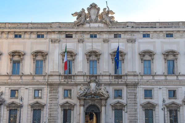 Corto Costituzionale Blocchi Vincoli Locatizzi