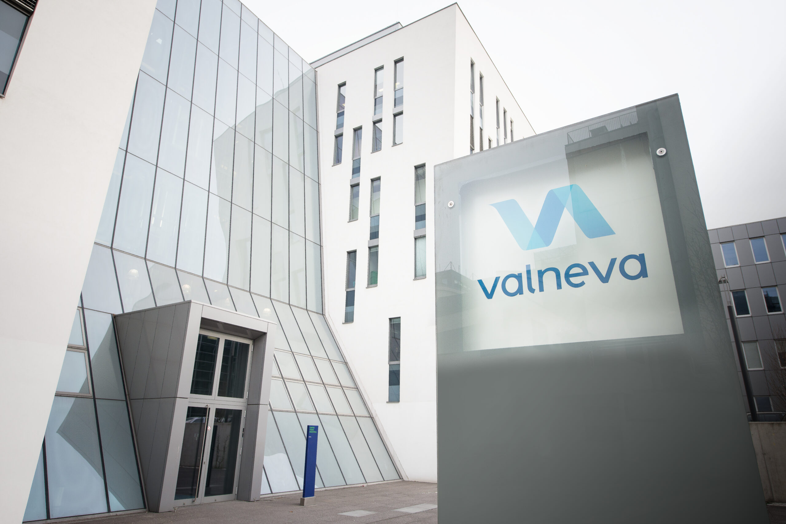 Covid, how the French Valneva vaccine is going (booked from Brussels)