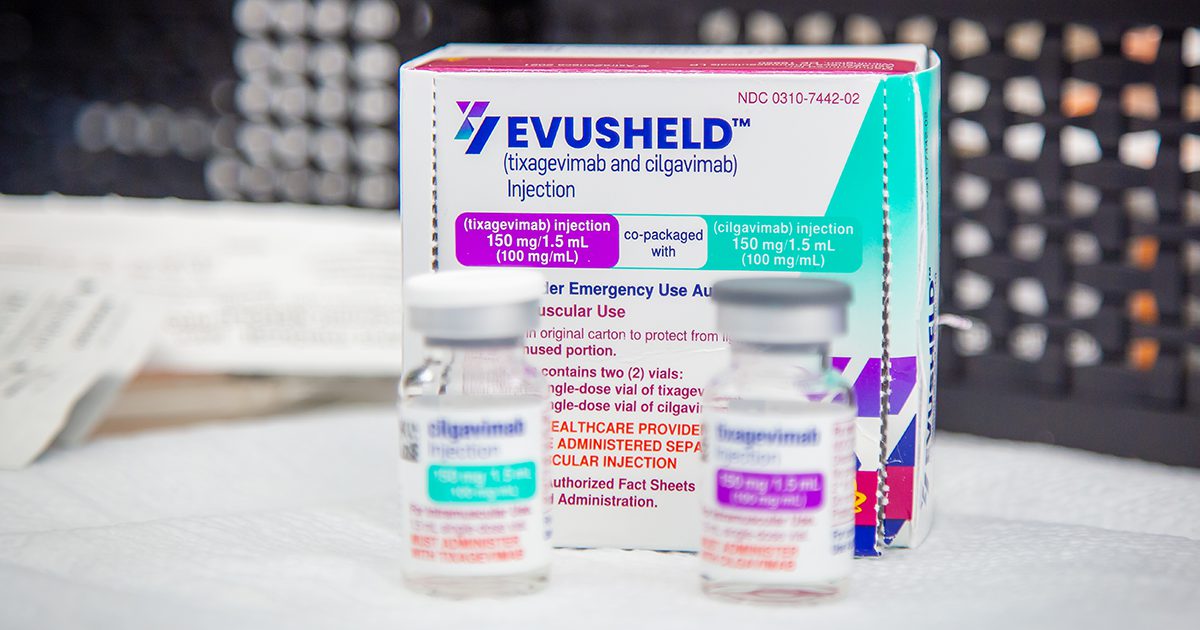 Who will be able to receive Evusheld, the first preventive drug against Covid?