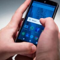 smartphone Iliad pure bros