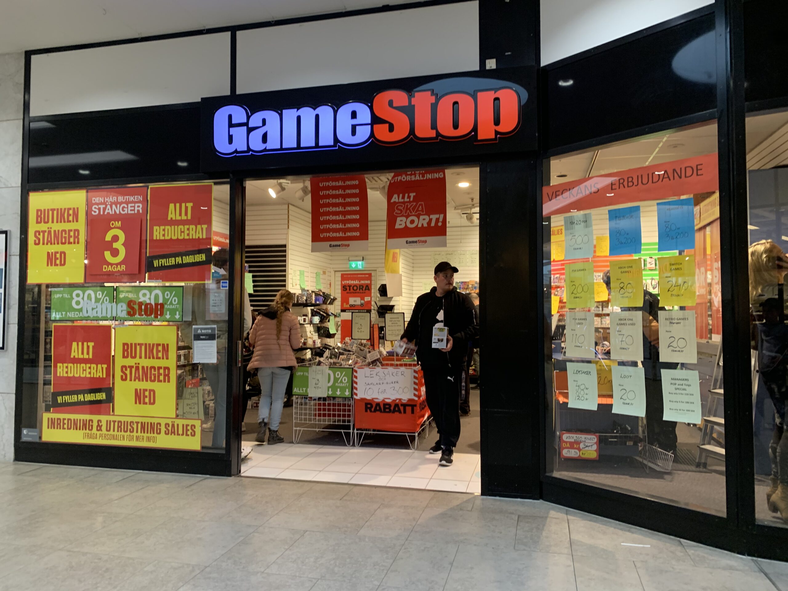 nft gamestop scommessa