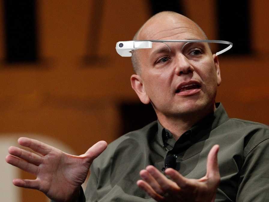 Google Glass diventa una divisione di Google. Cambia la strategia di Big G