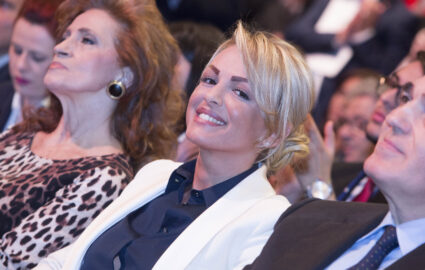 La zuffa puerile fra berlusconiani sul futuro di Forza Italia e di Tajani