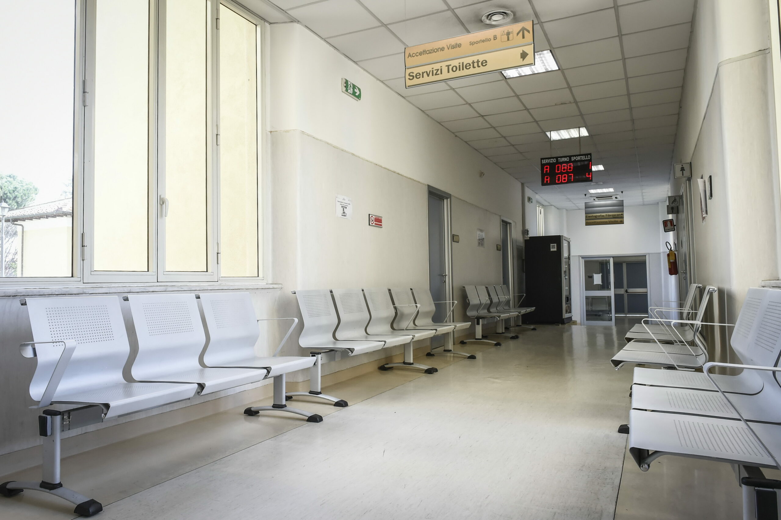 Would the Italian healthcare system be able to manage additional resources?