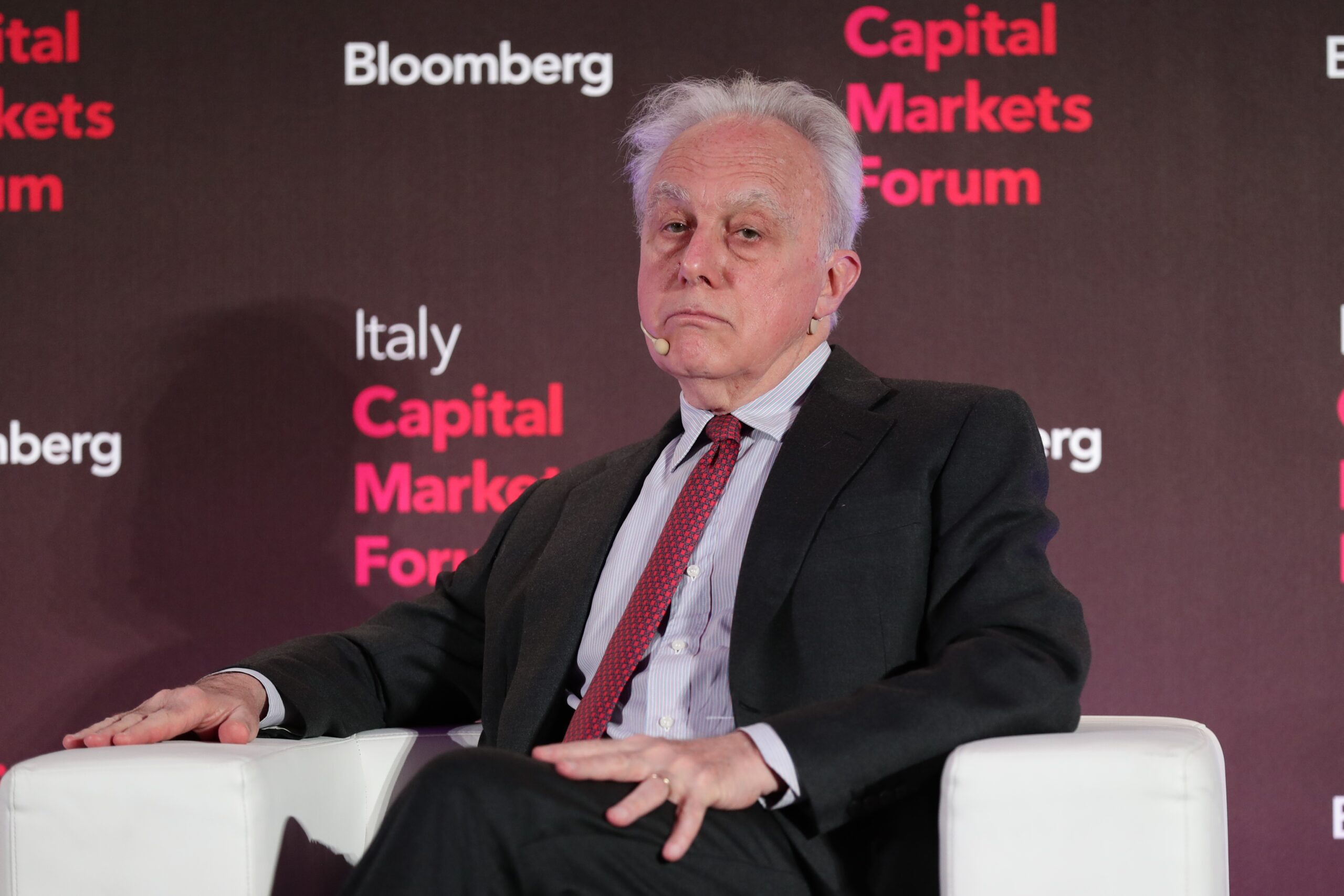 Cosa dice e cosa non dice Giavazzi