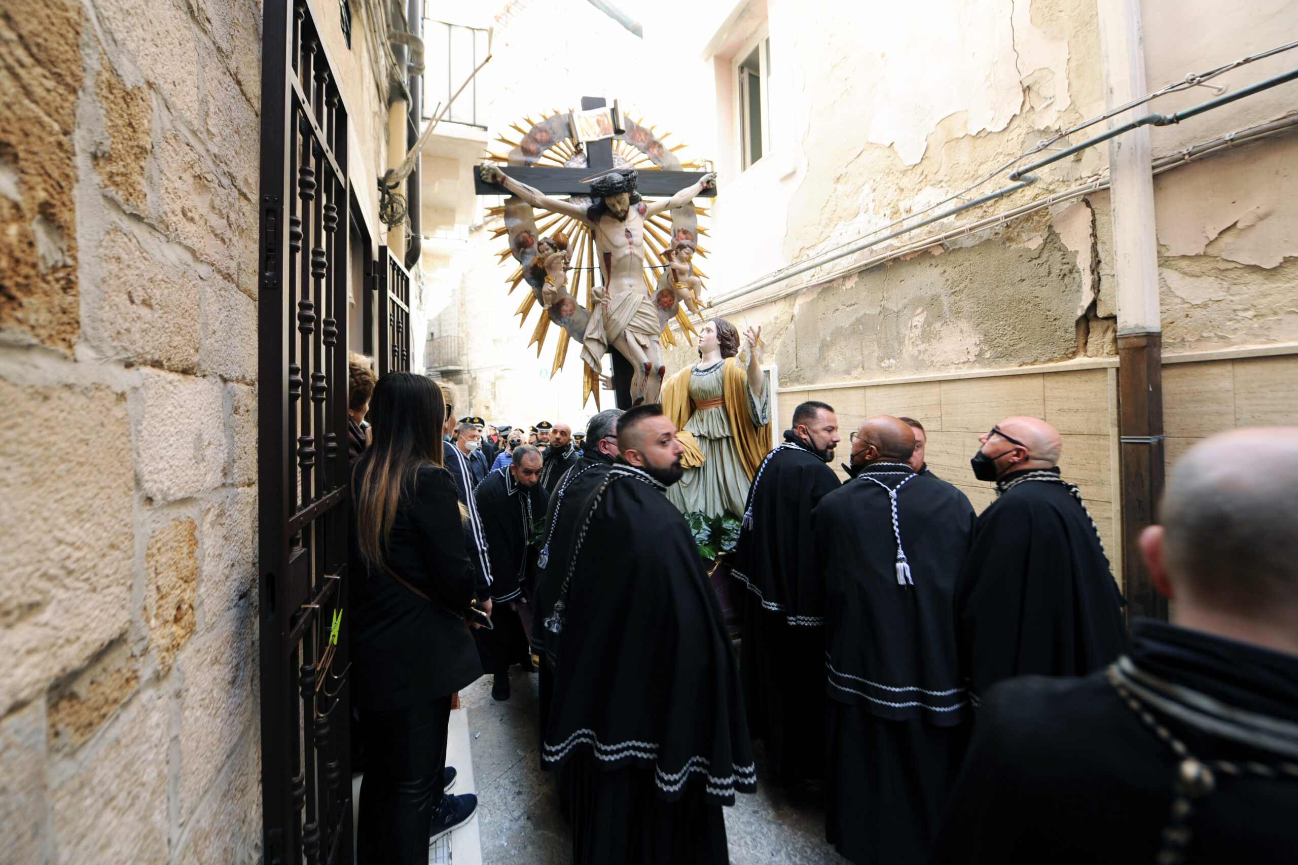 Cristo è risorto. Chi ci crede? Che ci importa?