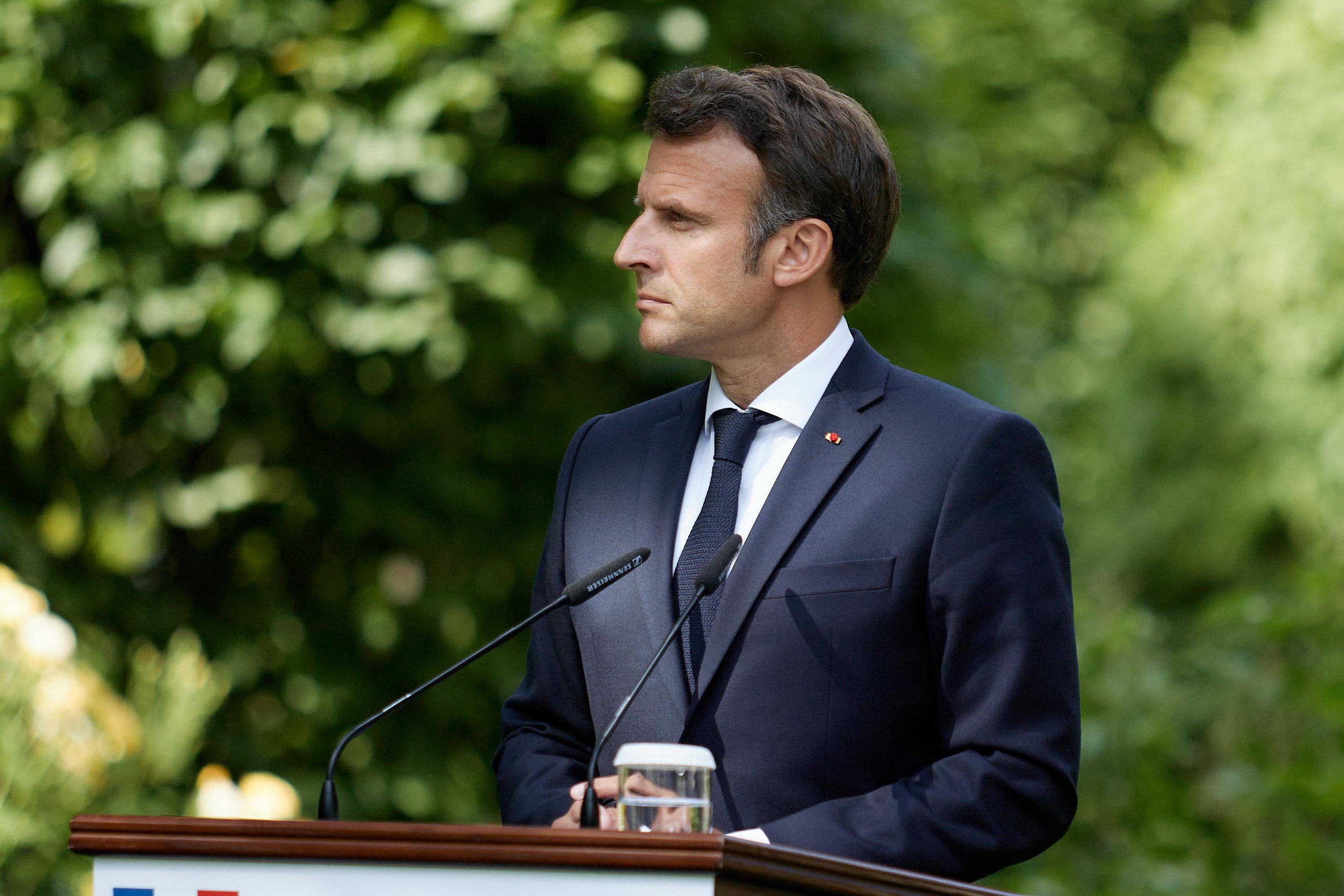 Right and wrong of Macron on the pension reform in France