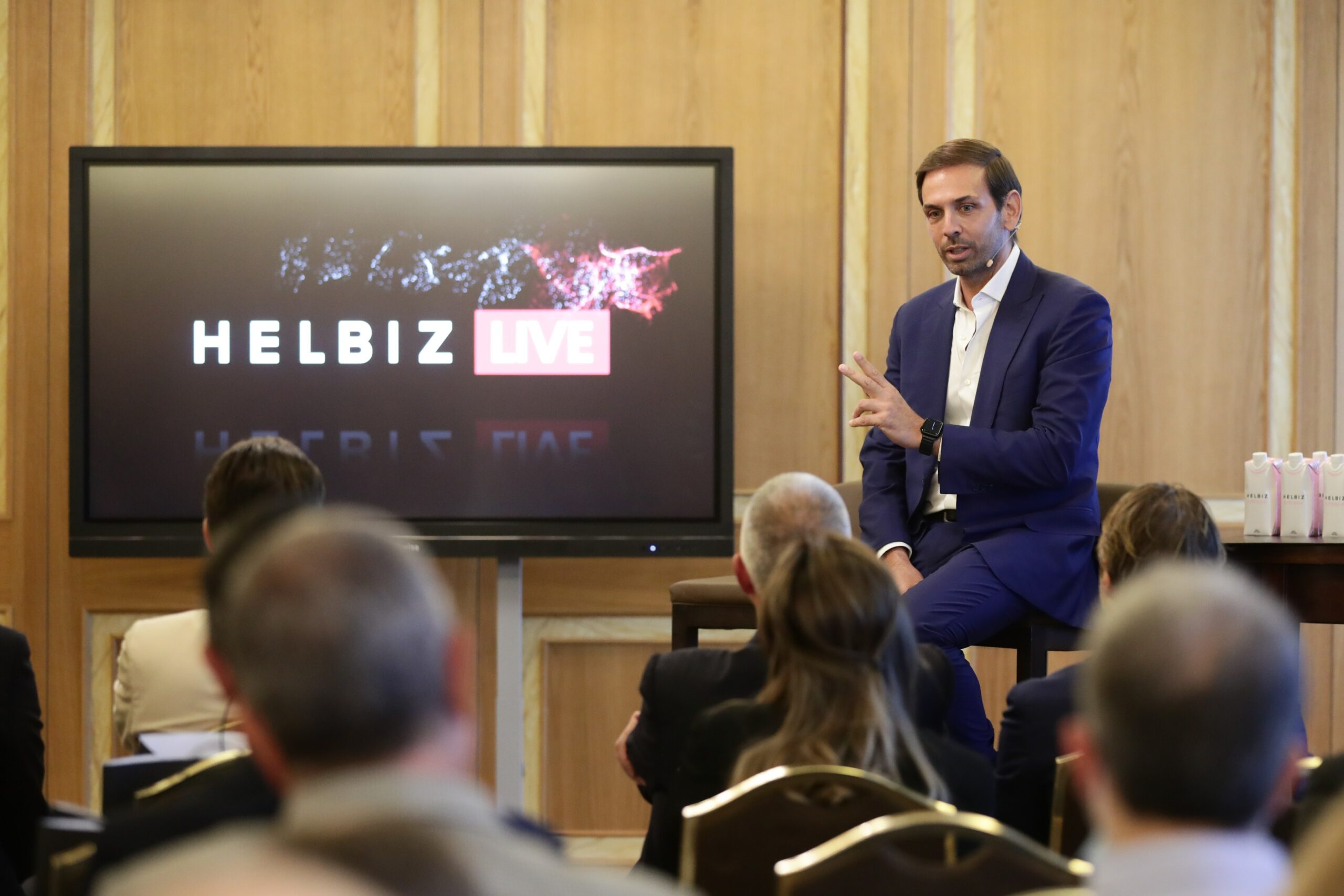 Helbiz Media affonda la Serie B di calcio (che si aggrappa a Sky e Dazn)