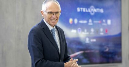Stipendio Carlos Tavares Stellantis Panasonic
