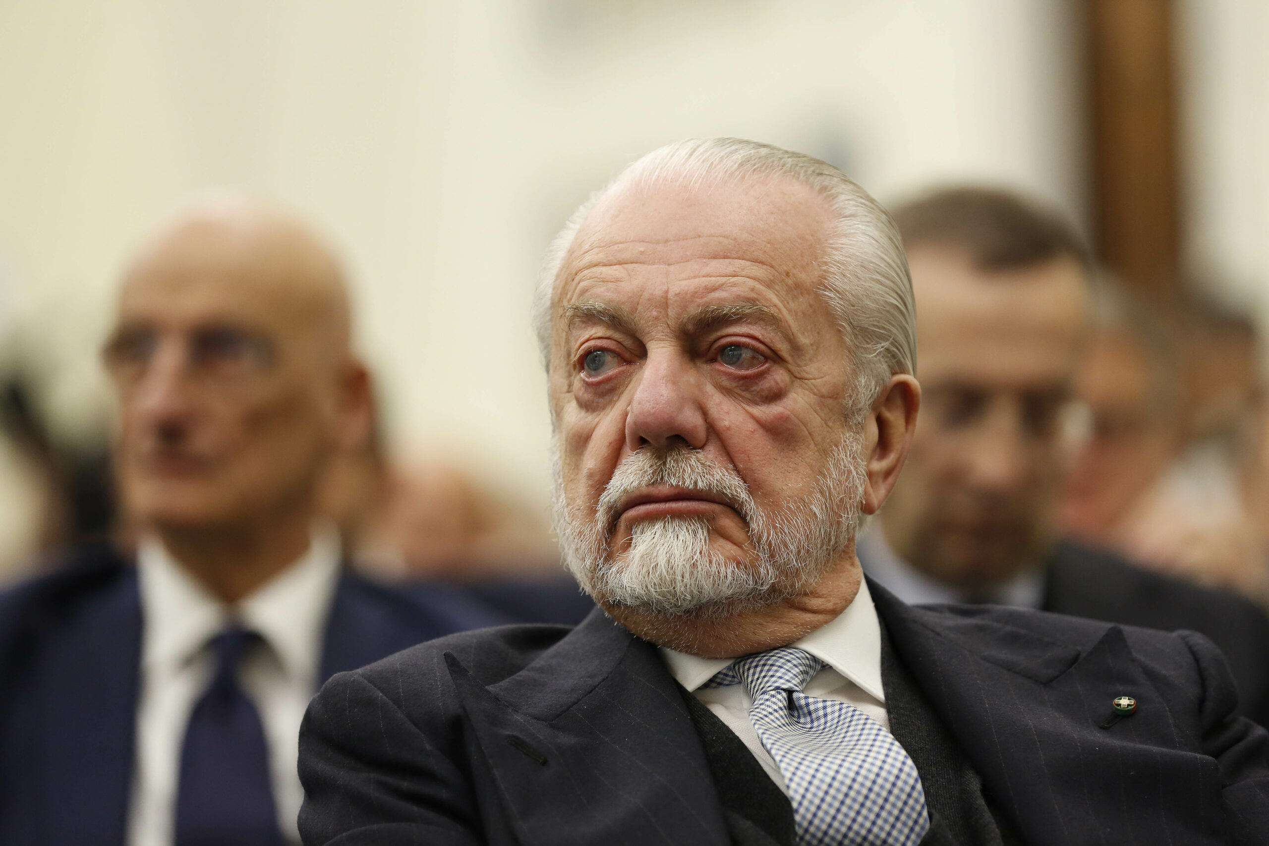 What's behind De Laurentiis's new jab at the mayor of Naples