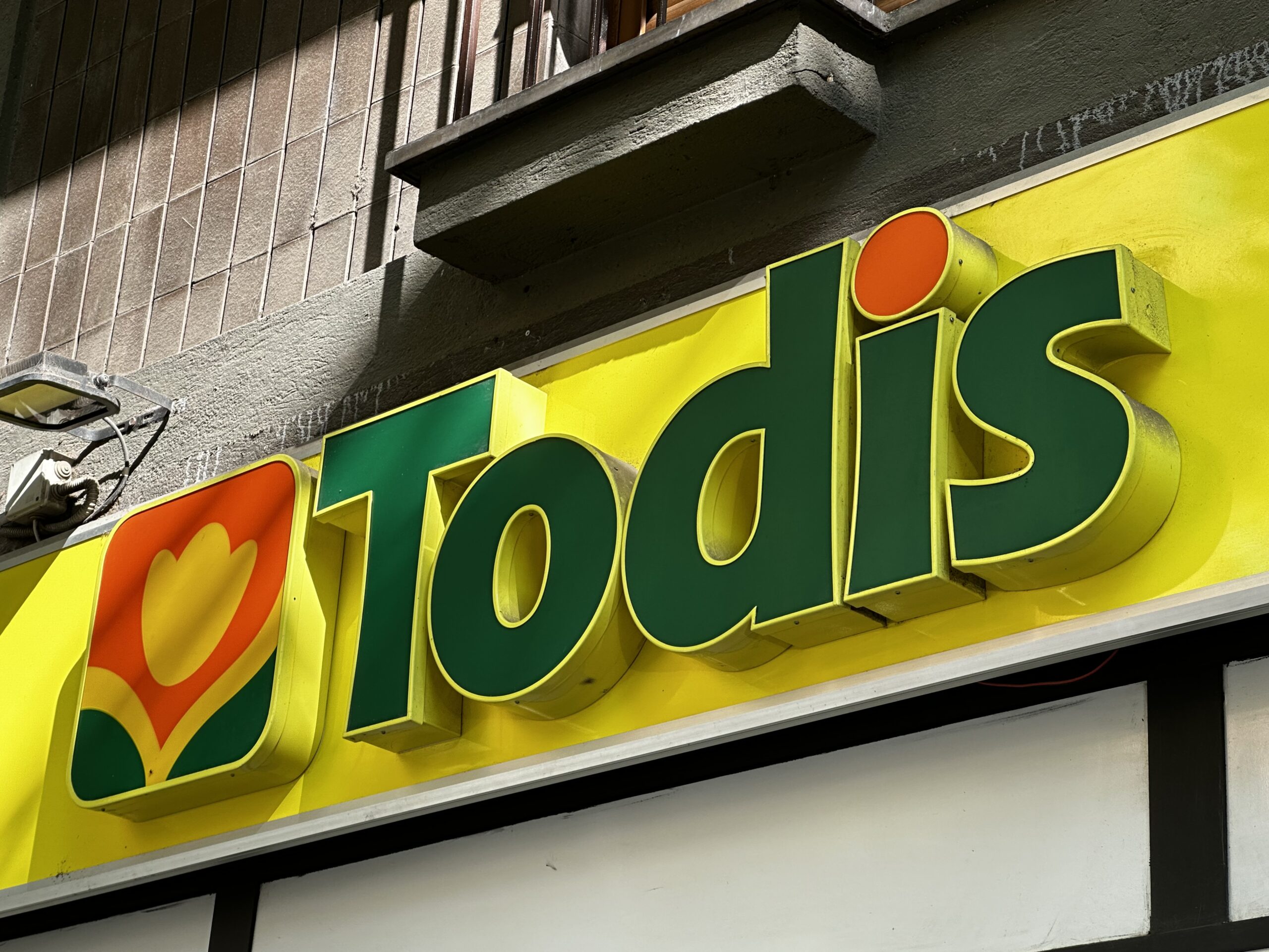 todis