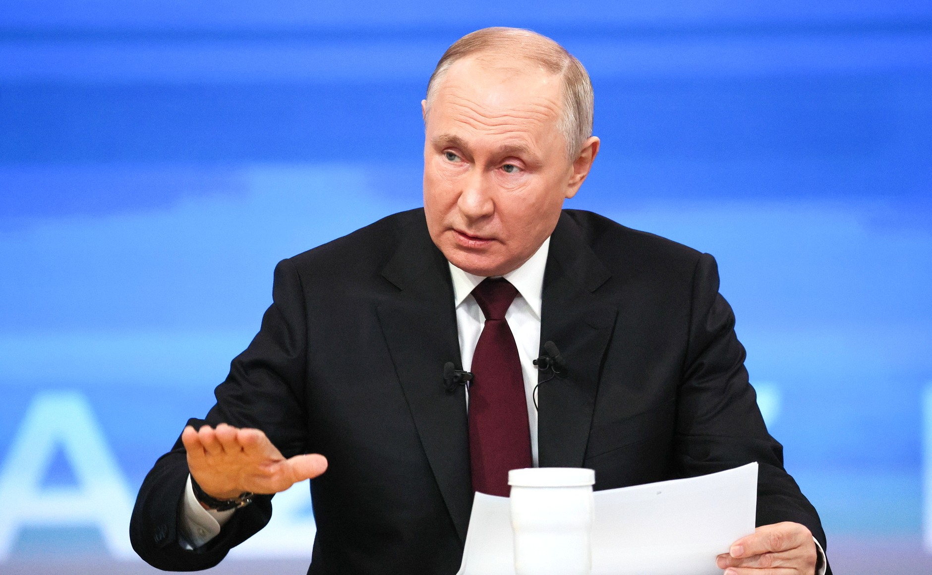 Putin's aims and problems