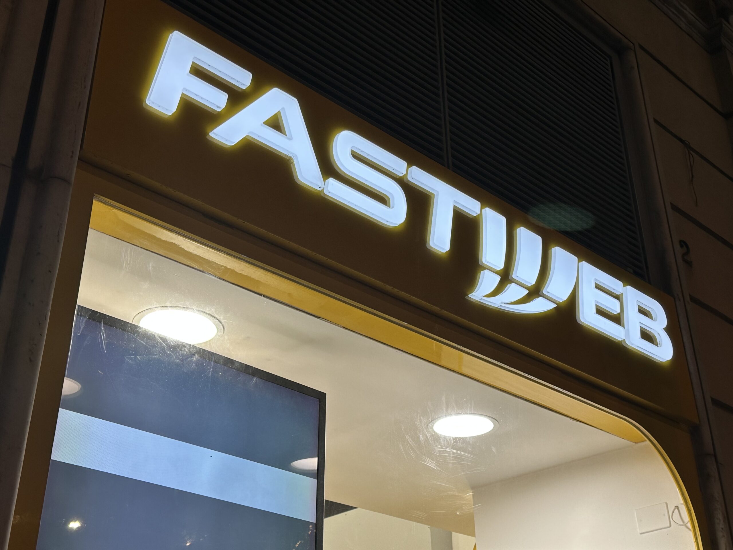 fastweb