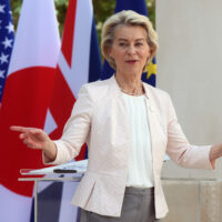 Tutte le carte che si giocherà von der Leyen per restare a Bruxelles
