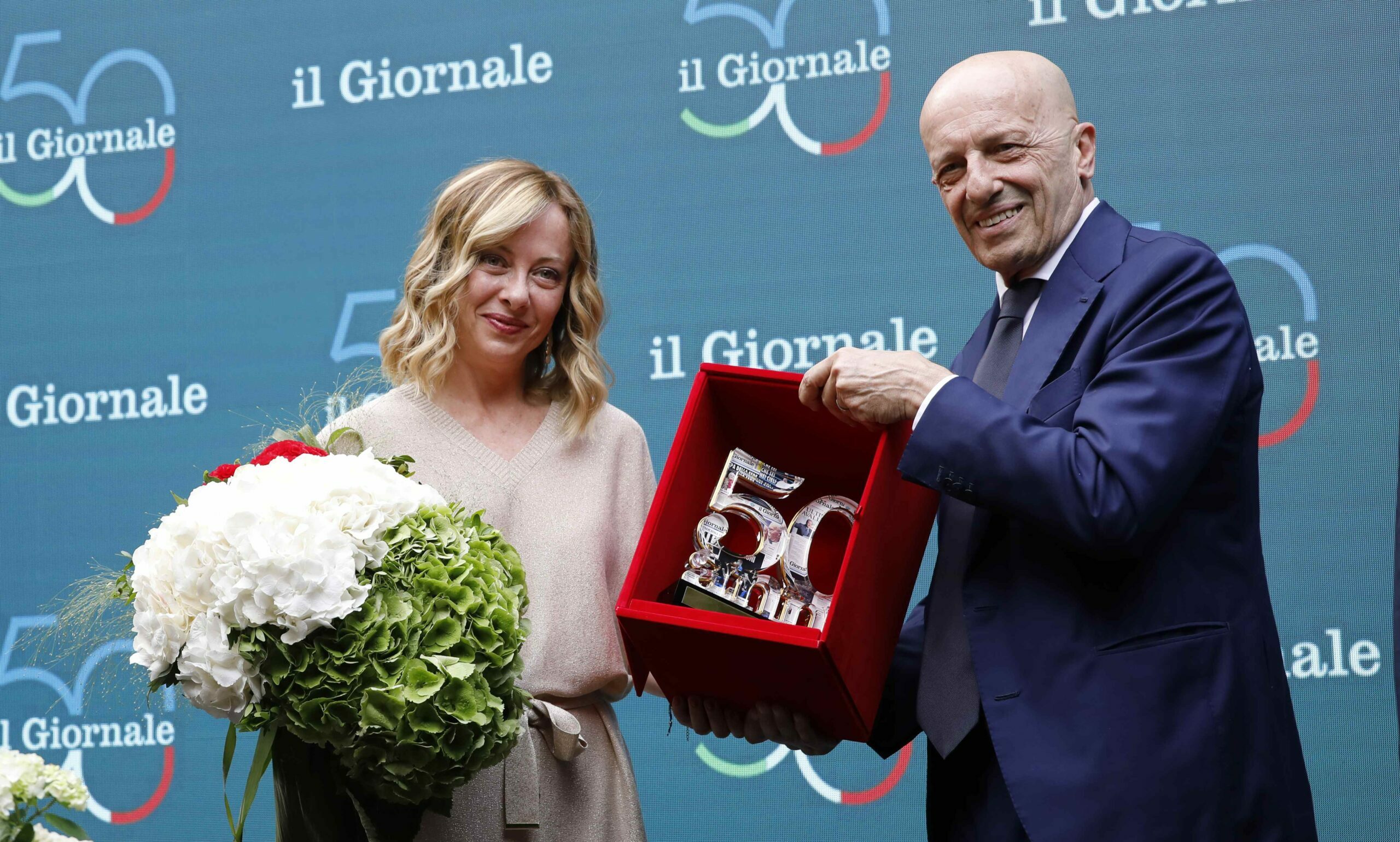 Arianna Meloni e il Giornale fra complotti e autocomplotti