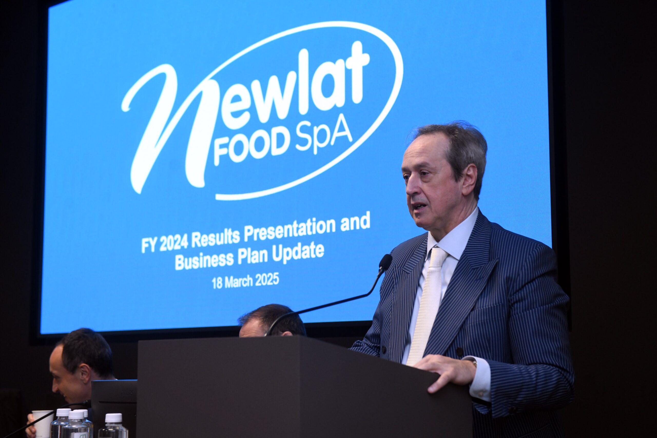 Tutti i piani di NewPrinces (dopo Carrefour Italia) benedetti da Intesa Sanpaolo