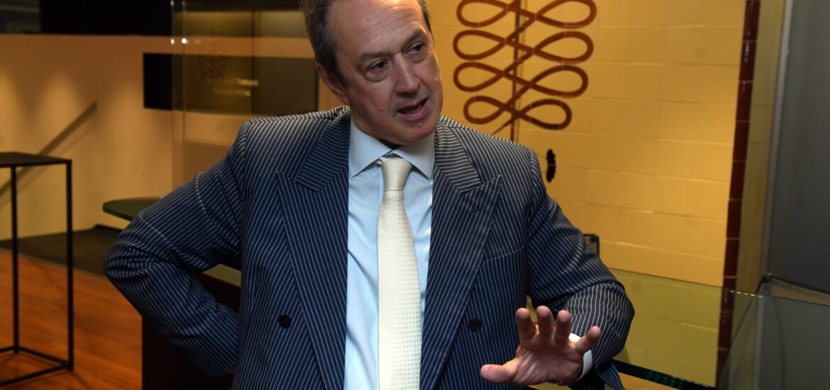 Angelo Mastrolia carrefour