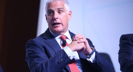 Unicredit, ecco affondi e rinculi di Orcel su Mps, Banco Bpm, Mediobanca e Generali