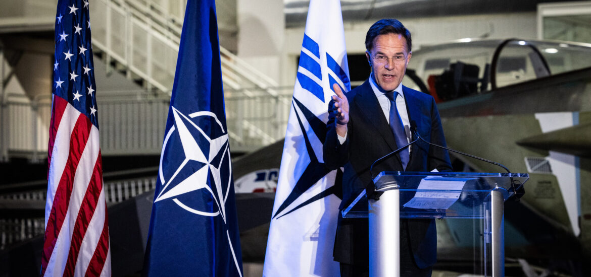 rutte nato difesa