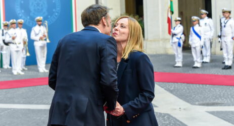 Palazzo Chigi fra melonate e macronate