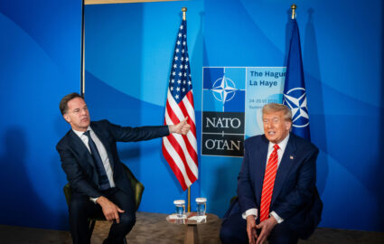 trump rutte groenlandia f-35