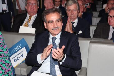 Quale sarà il futuro di Mediobanca dopo la presa di Mps