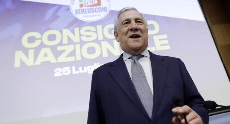 Perché Forza Italia snobba Renzi