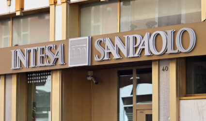 Intesa Sanpaolo, tutti i dettagli sull’accordo sul contratto di secondo livello