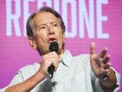 La Russia non si fermerà all’Ucraina. Parla Giulio Terzi di Sant’Agata, ex ministro degli Esteri