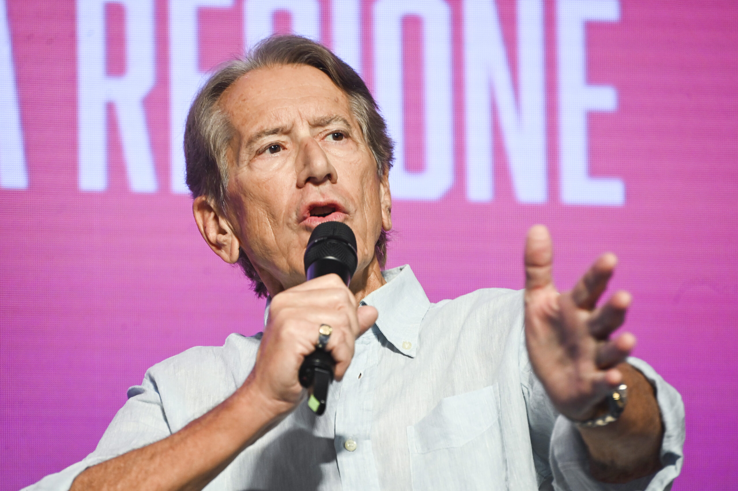 La Russia non si fermerà all’Ucraina. Parla Giulio Terzi di Sant’Agata, ex ministro degli Esteri