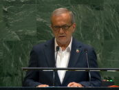 Iran: proteste per il crollo del rial si trasformano in sfida al regime