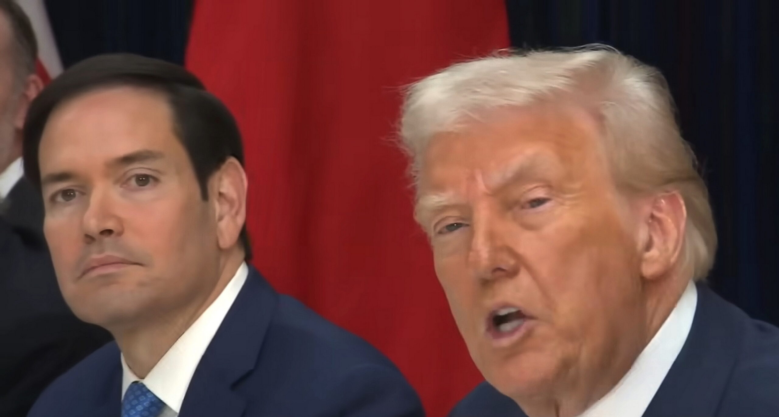 Cosa c’è di buono nel piano di pace di Trump per l’Ucraina. Parla Mayer