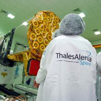 thales alenia space licenziamenti