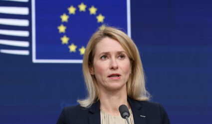 Kallas dice che l’economia della Russia sta crollando