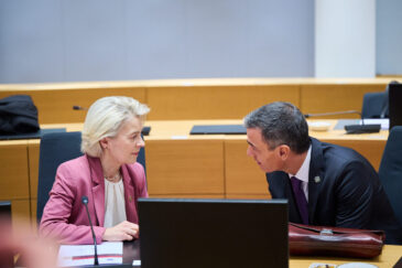 sanchez social media