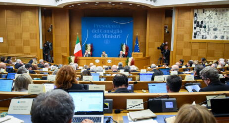 Vi confesso che sono perplesso sull’attuale giornalismo politico