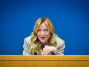 Vi confesso che sono perplesso sull’attuale giornalismo politico