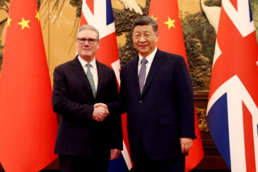 Starmer in Cina: accordi su whisky, visti, investimenti e AstraZeneca per scongelare le relazioni dopo otto anni di gelo
