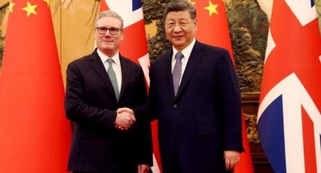 Starmer in Cina: accordi su whisky, visti, investimenti e AstraZeneca per scongelare le relazioni dopo otto anni di gelo