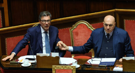Spese difesa, che succede tra Crosetto e Giorgetti sui prestiti Safe