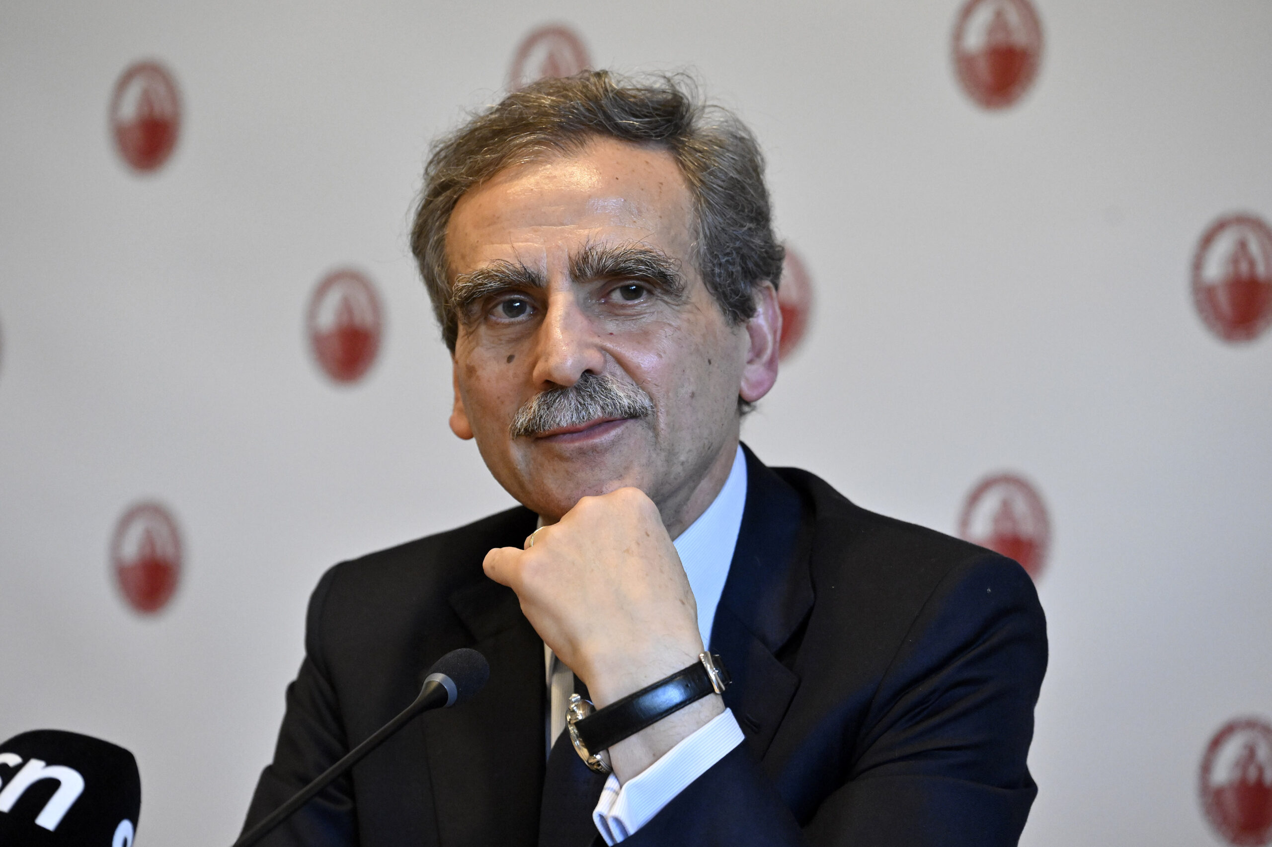 Come va Mps e cosa ha in mente Lovaglio su Mediobanca e Generali