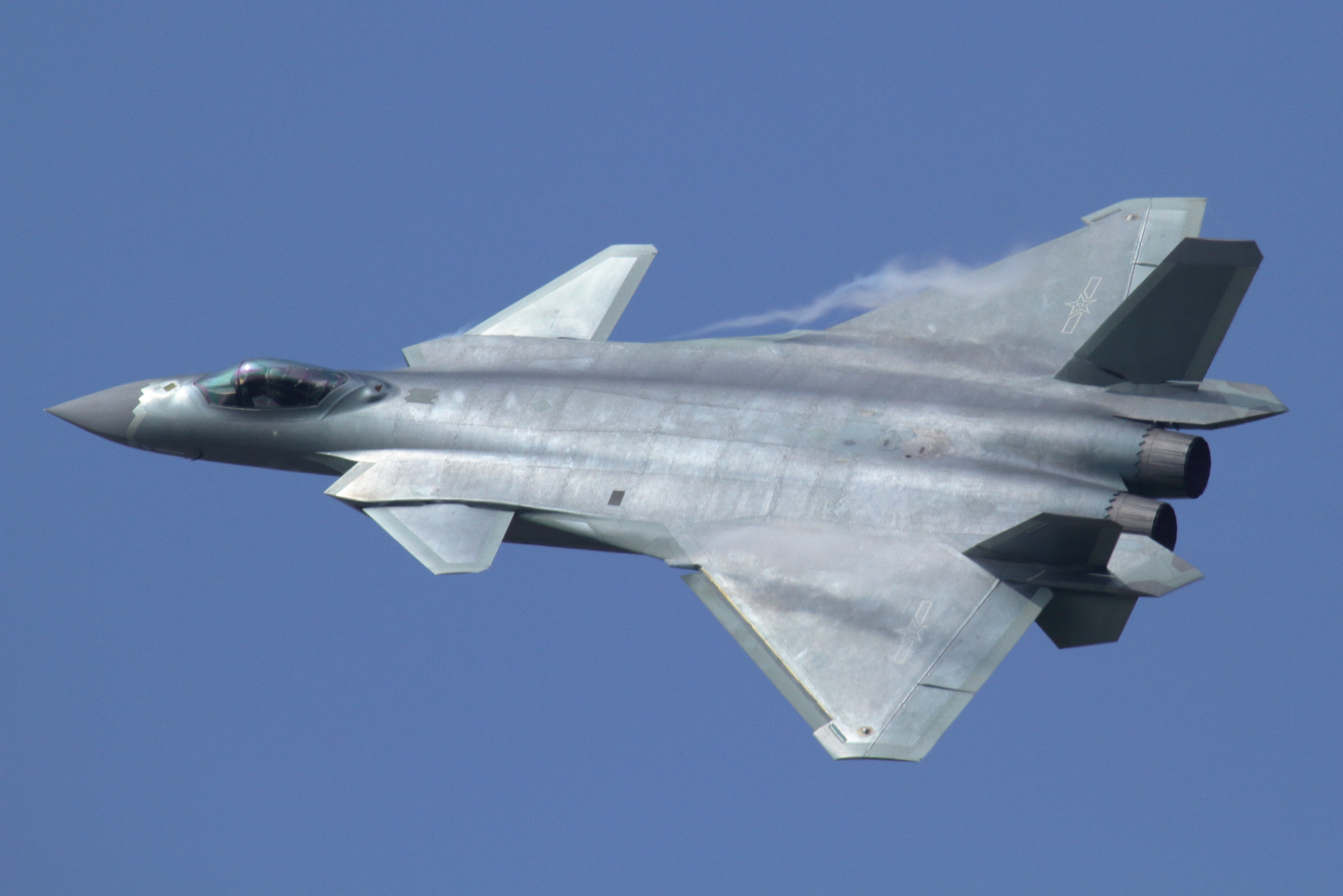 F-35, China threatens US air superiority with its J-20s?