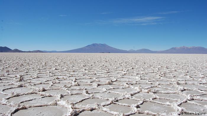 Is nationalizing lithium really the right choice for Chile?