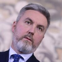 Guerini del Pd alla Difesa? Più vicino alle idee della Lega che a quelle dell’ex ministro M5s Trenta. Il post del prof. Dottori