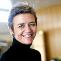 Margrethe Vestager fusione Microsoft - Linkedin